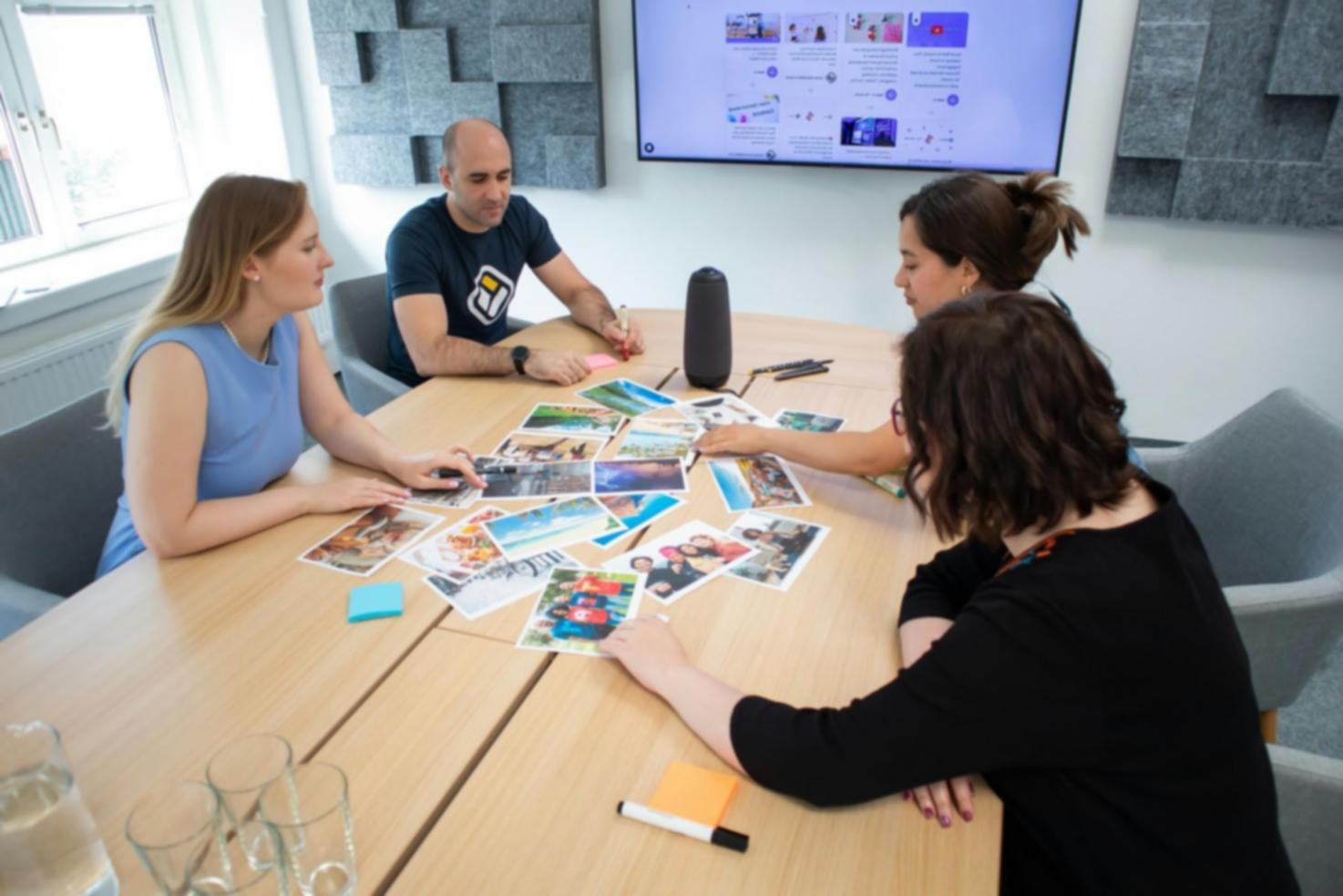 Espace de travail collaboratif pour l'analyse financière